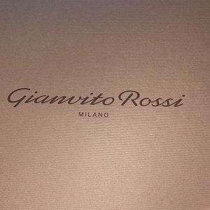 Gianvito Rossi heels (Napa silk Mekong size 6 1/2. Brand new in the box